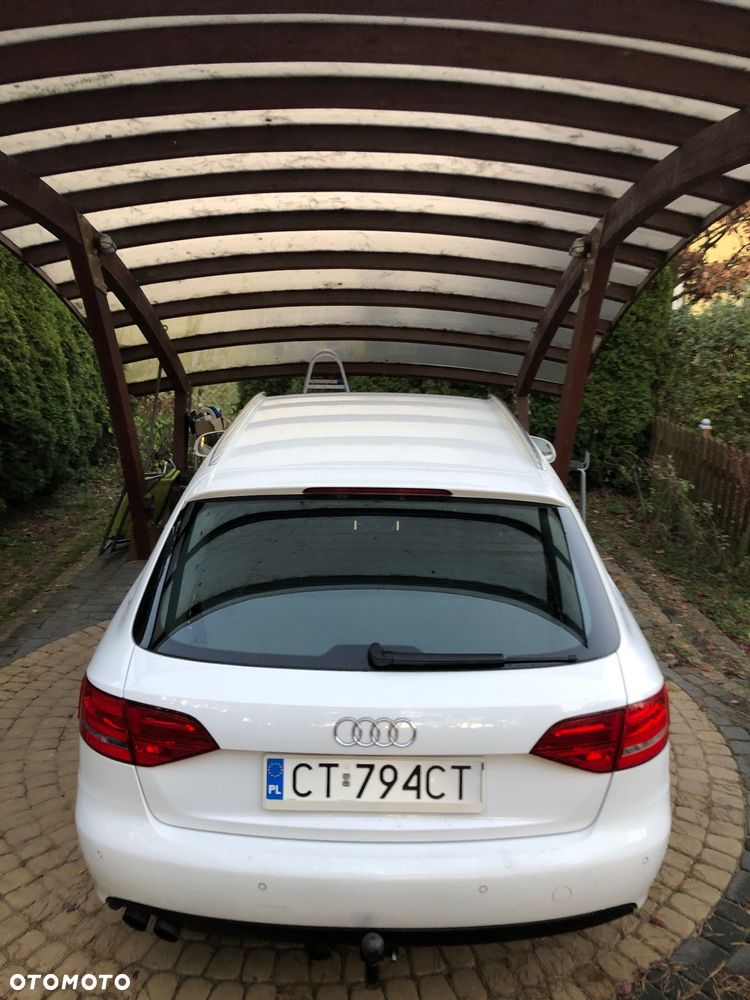 Audi A4 Avant - 16