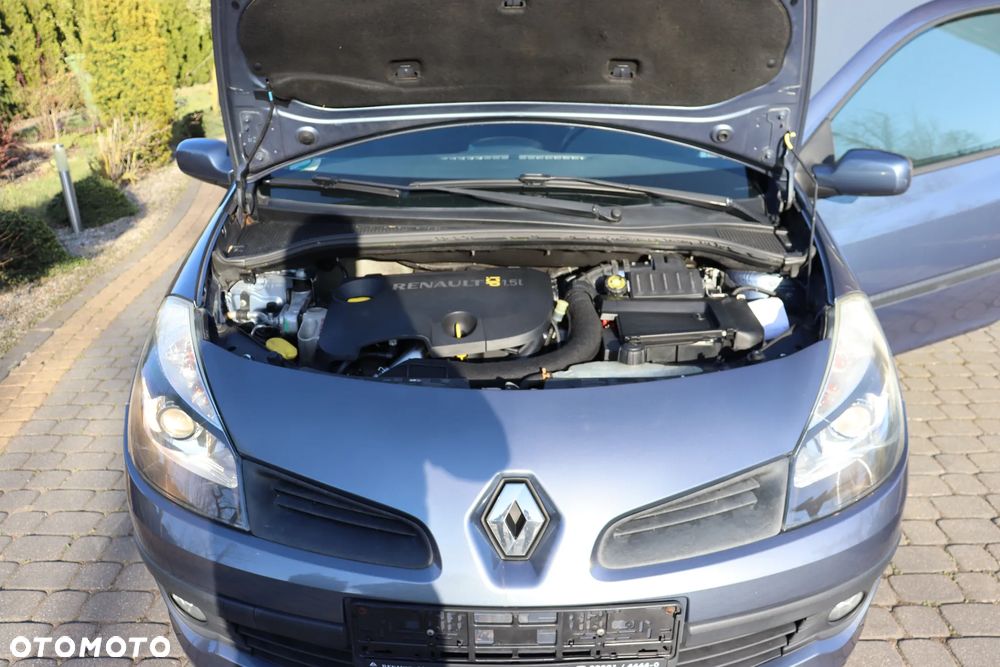 Renault Clio - 26