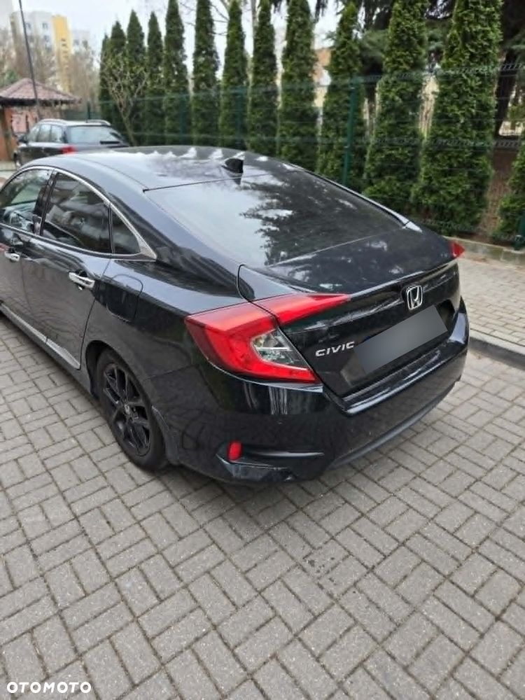 Honda Civic 1.5 T Executive - 3