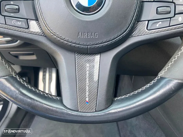 BMW M550d xDrive Auto - 24