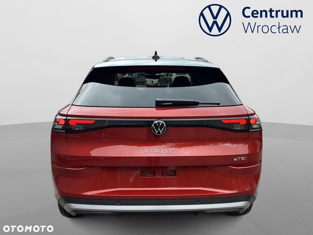 Volkswagen T-Roc - 9