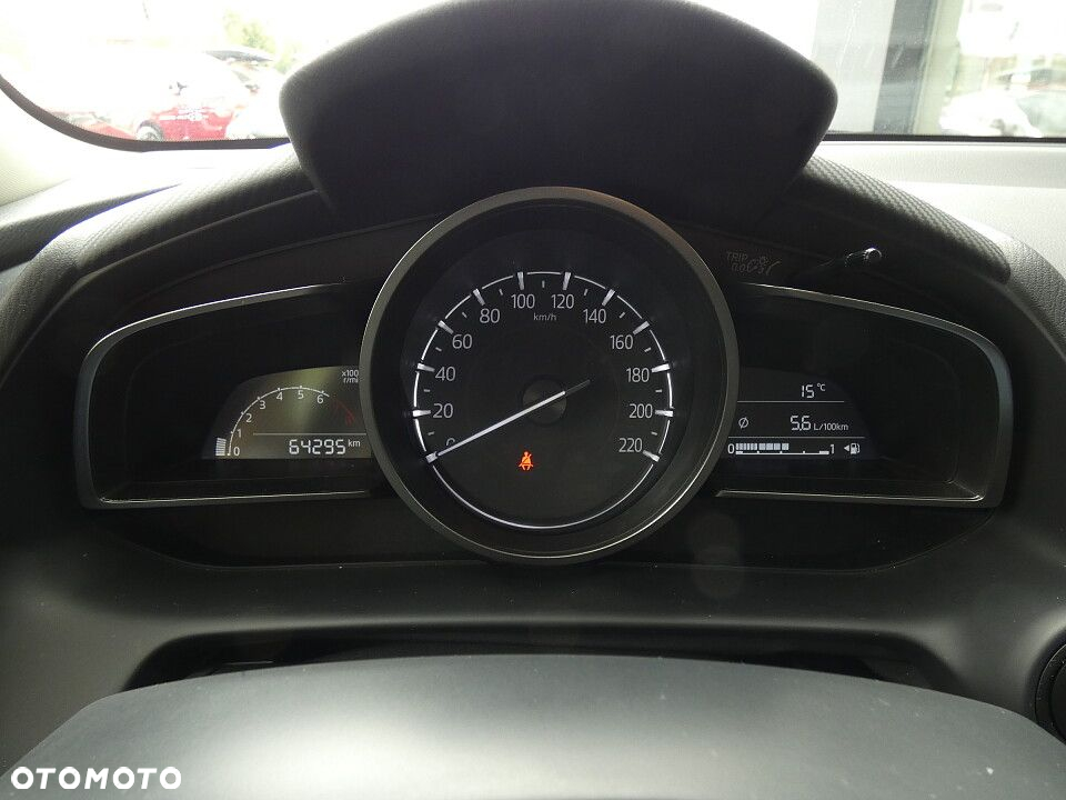 Mazda 2 - 12