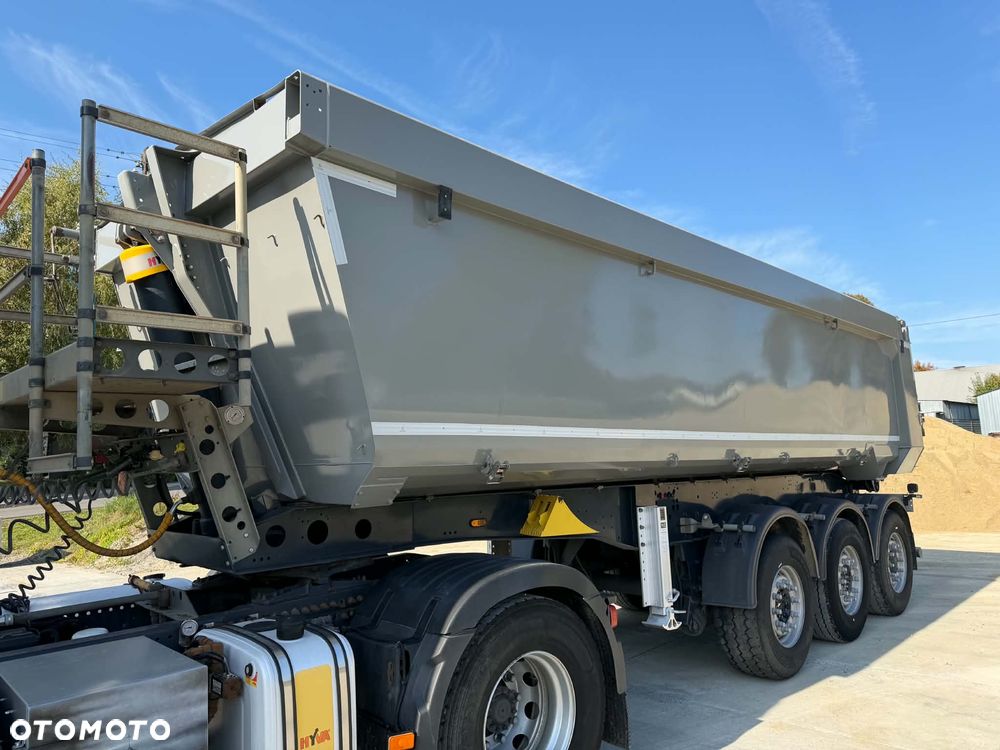 Schmitz Cargobull - 5