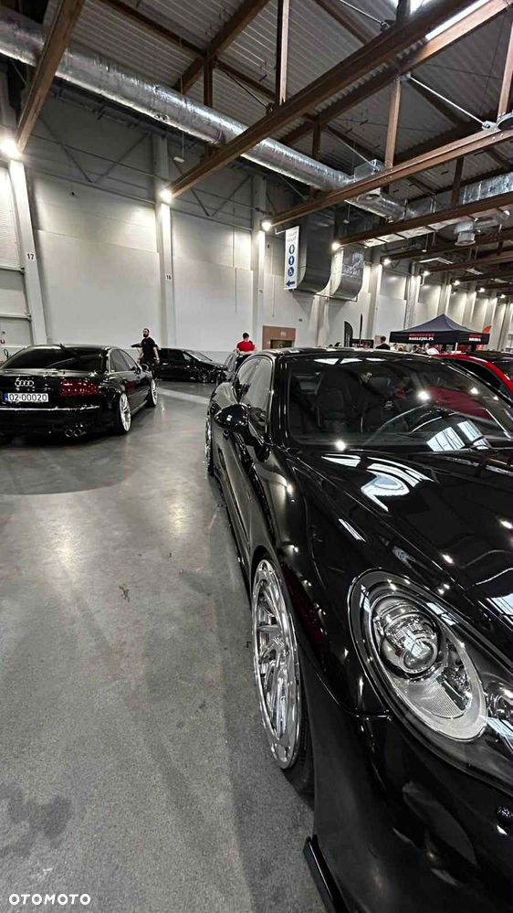 Porsche Panamera 4S - 26