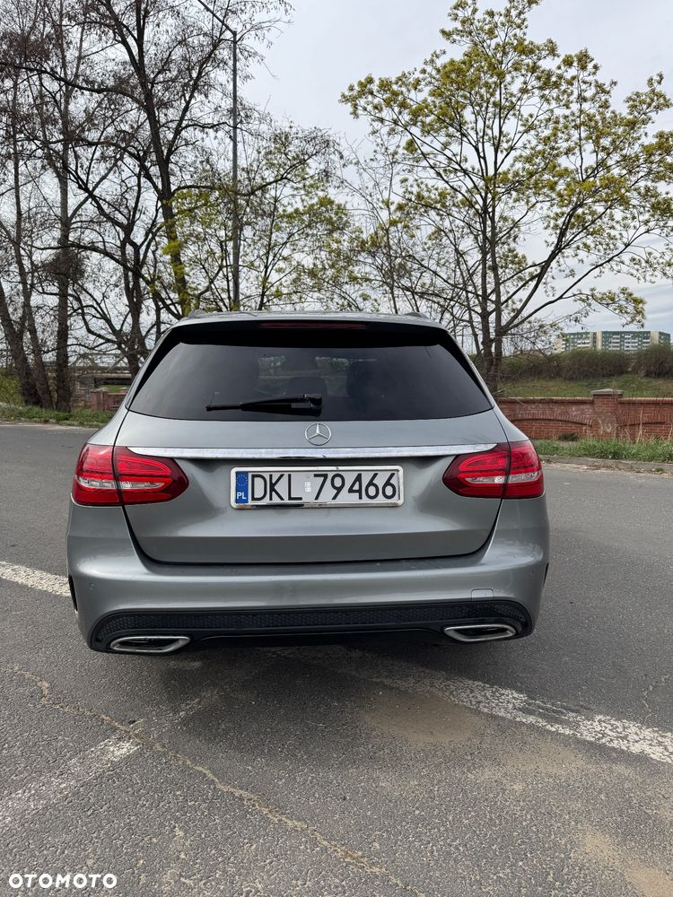 Mercedes-Benz Klasa C 250 (BlueTEC) d 4Matic 7G-TRONIC AMG Line - 4
