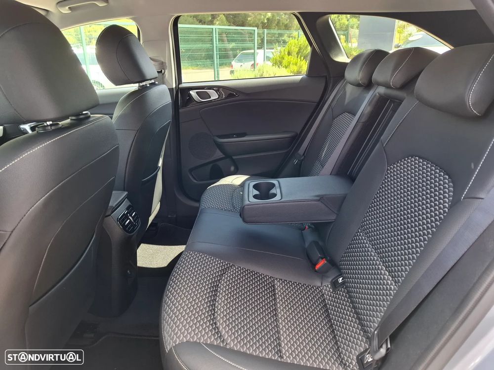 Kia Ceed SW 1.0 T-GDI Drive - 27