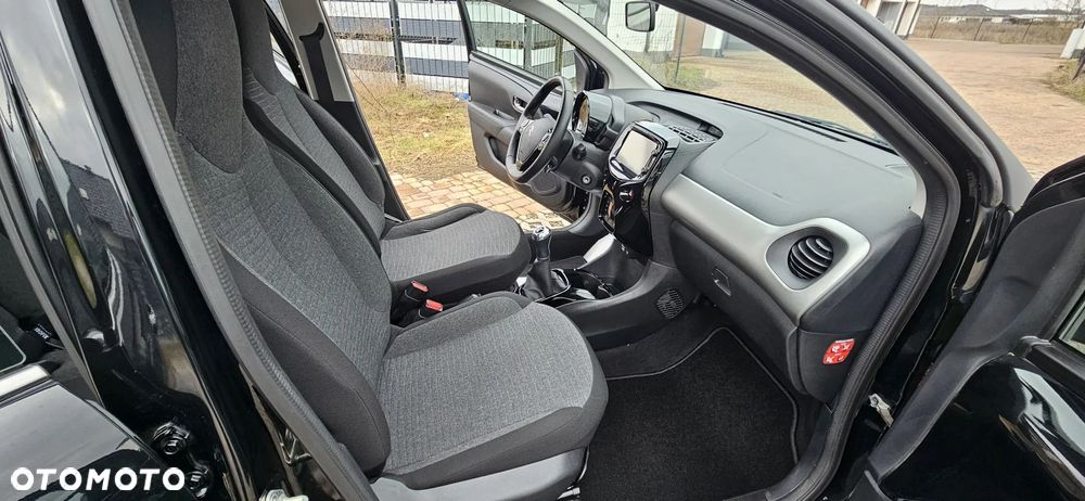 Citroën C1 1.2 Pure Tech Shine - 17