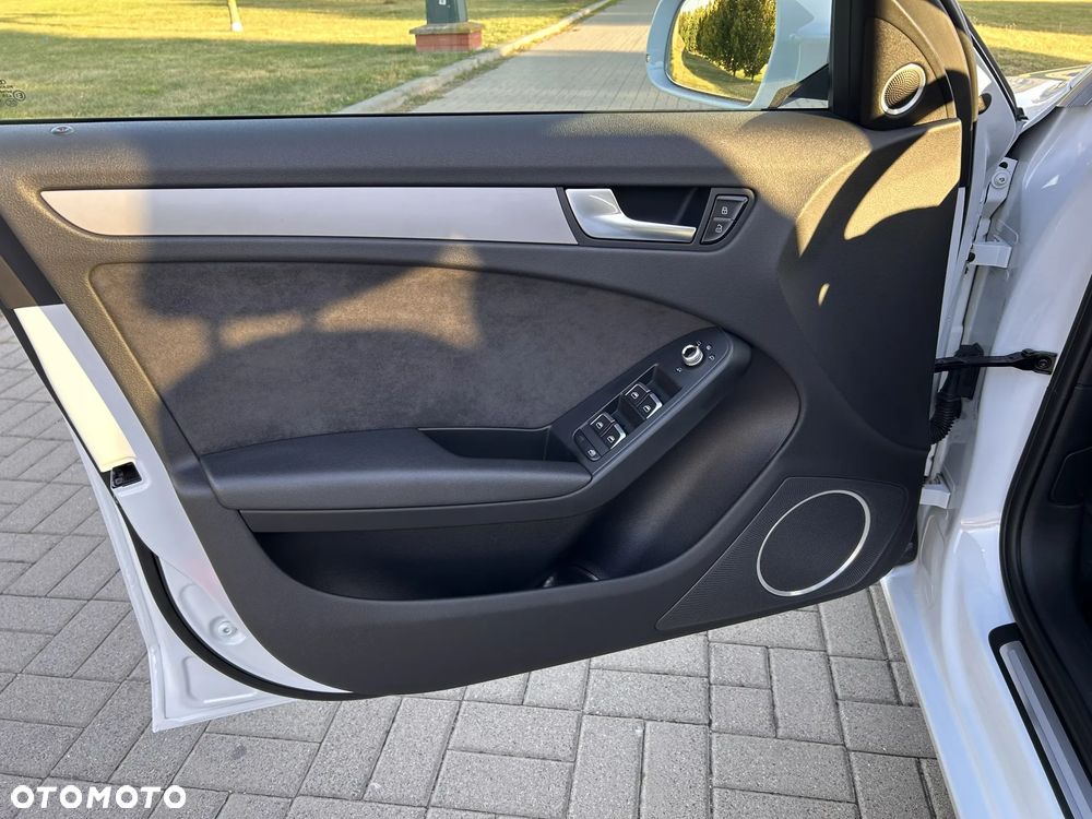 Audi A4 Avant 2.0 TDI - 9