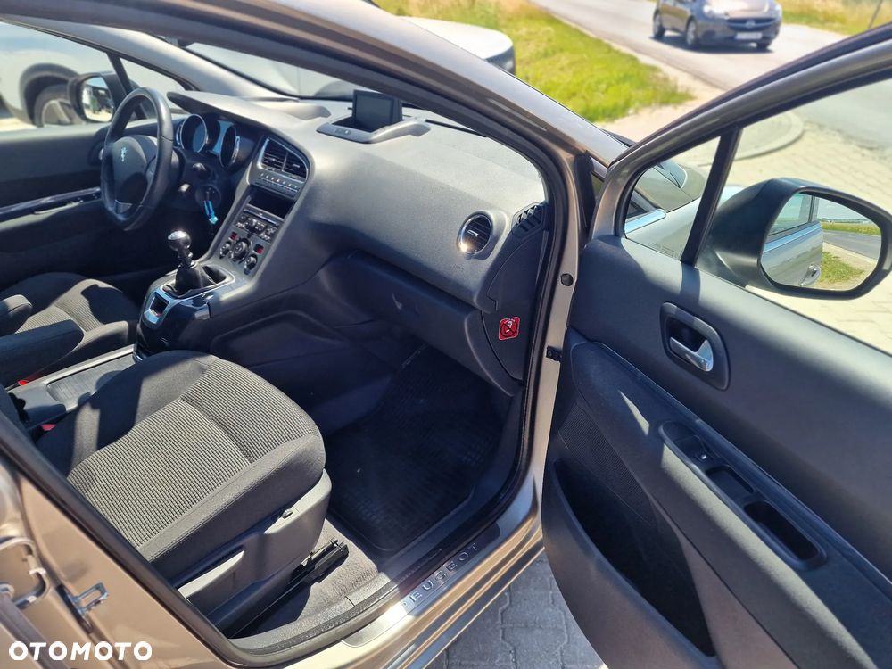 Peugeot 5008 1.6 HDi Premium - 30