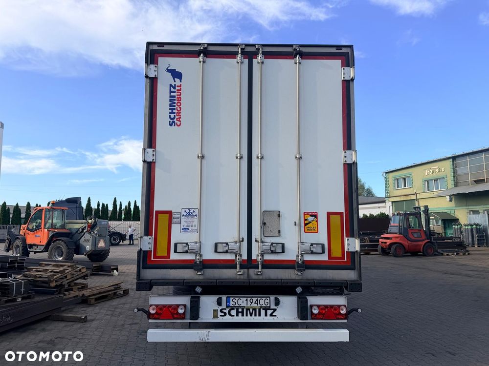 Schmitz Cargobull carrier 1550 - 11