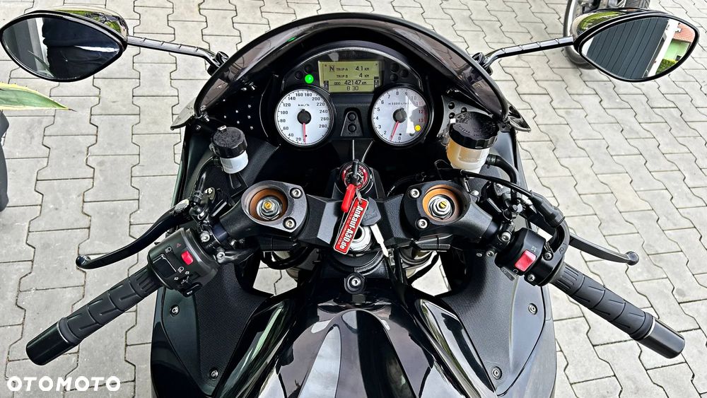Kawasaki ZZR - 8