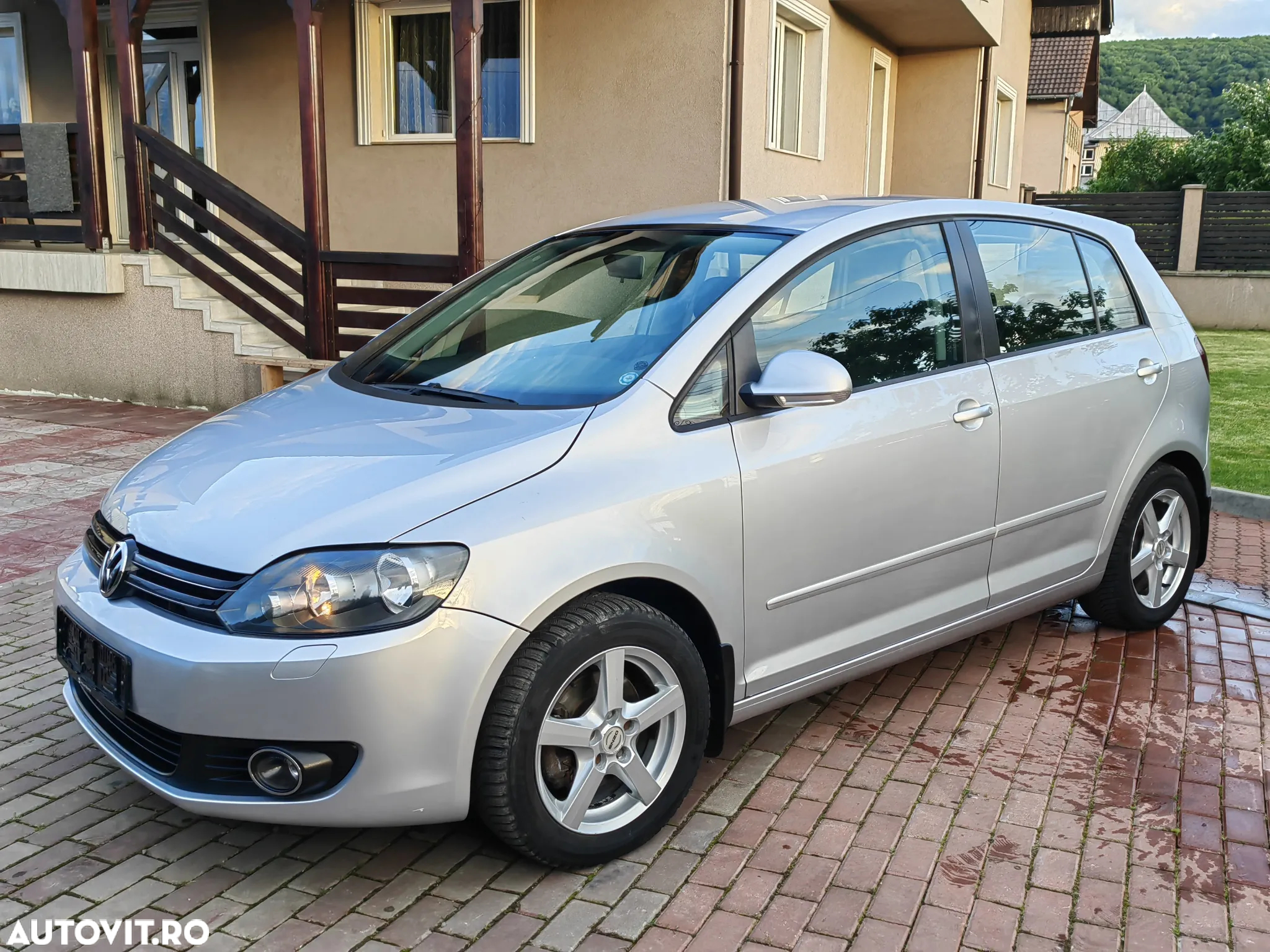 Volkswagen Golf Plus 2.0 TDI DPF Style - 4