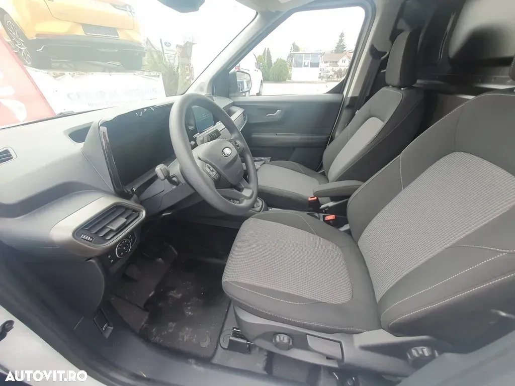 Ford Noul Transit Courier VAN - 12