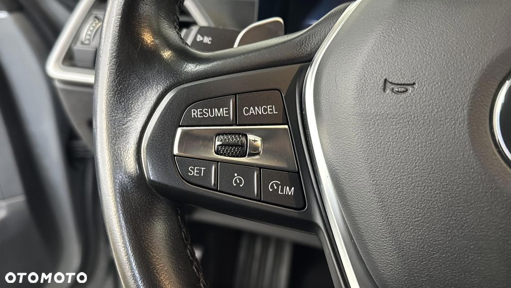 BMW Seria 3 320d xDrive mHEV sport - 27