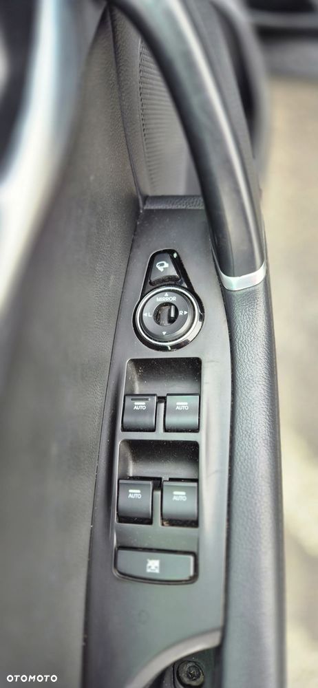 Hyundai i40 1.7 CRDi Comfort + - 23