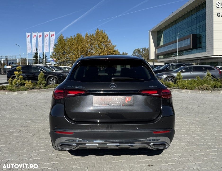 Mercedes-Benz GLC 300 e 4MATIC - 5