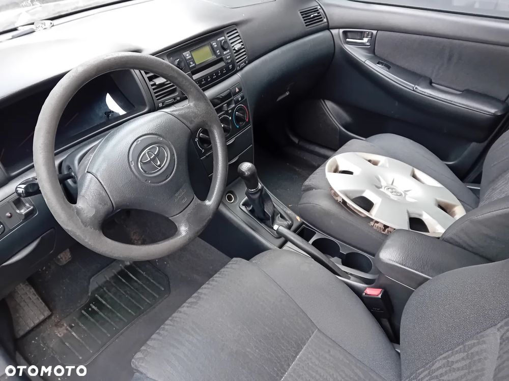 *TOYOTA COROLLA E12 KOMBI* Samochód na części - 4