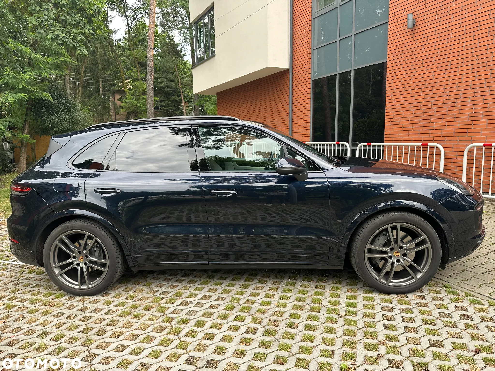 Porsche Cayenne S - 4