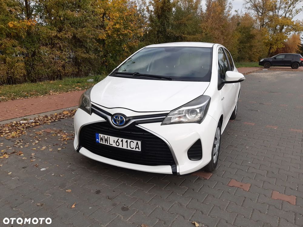 Toyota Yaris 1.5 VVT-i Comfort mit Design Paket - 1