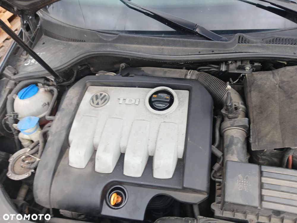 VOLKSWAGEN JETTA V LD7X silnik 1.9 TDI 105 KM BXE skrzynia JCR napęd sanki belka wahacz wahacze - 3