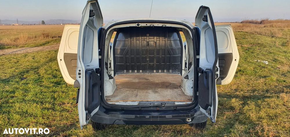 Dacia Logan MCV K90 1.5 dCi Ambiance - 11