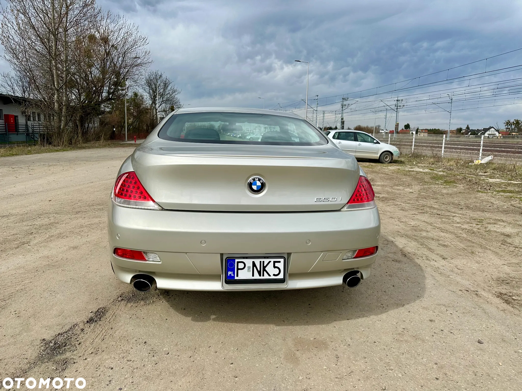 BMW Seria 6 650 i - 32