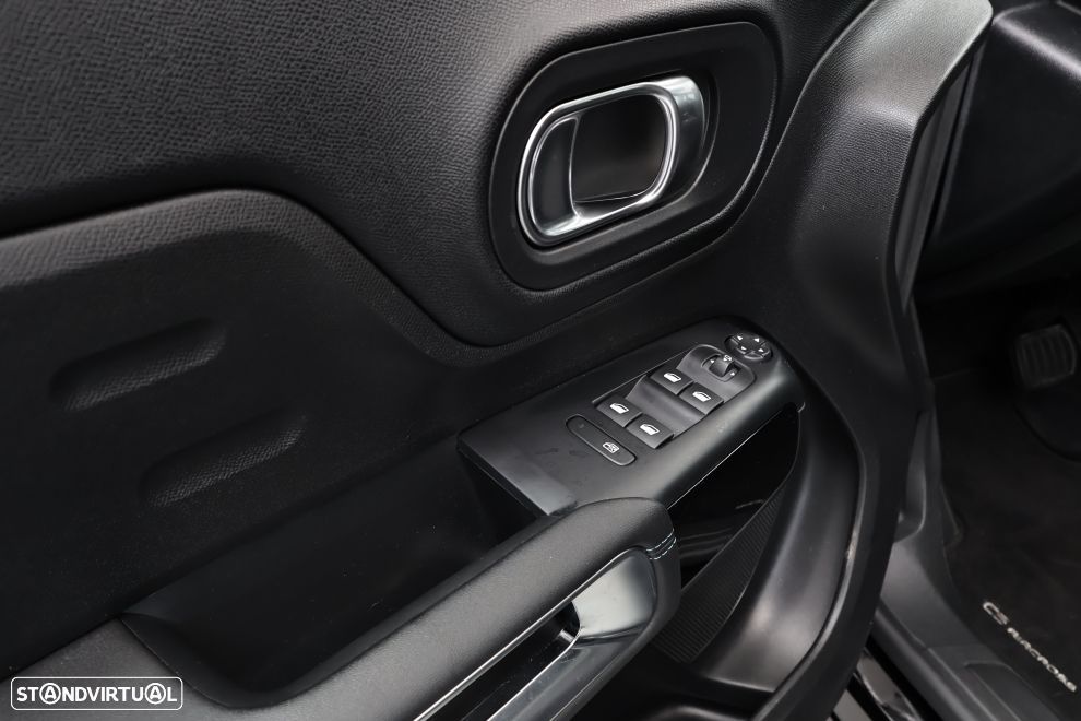 Citroën C5 Aircross 1.5 BlueHDi Plus EAT8 - 24