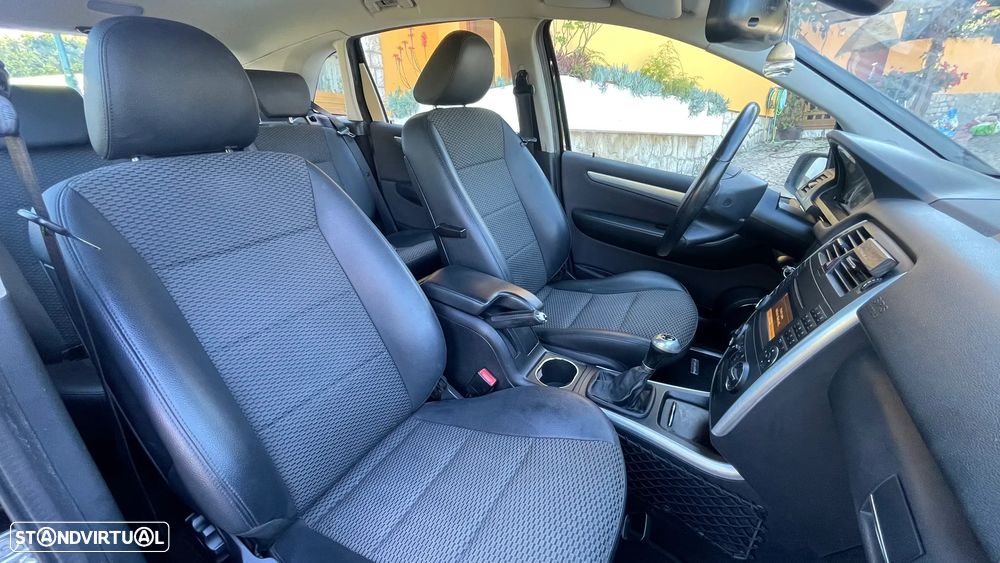Mercedes-Benz B 180 CDI - 24