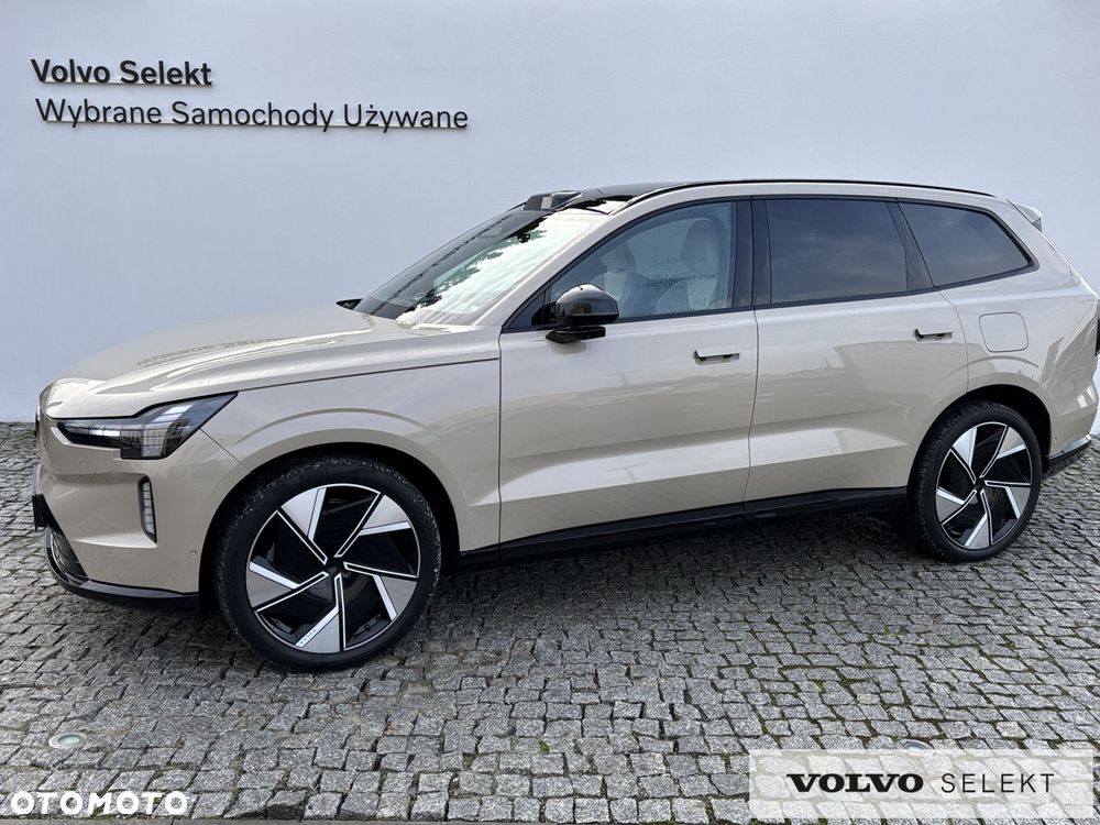 Volvo EX90 - 1