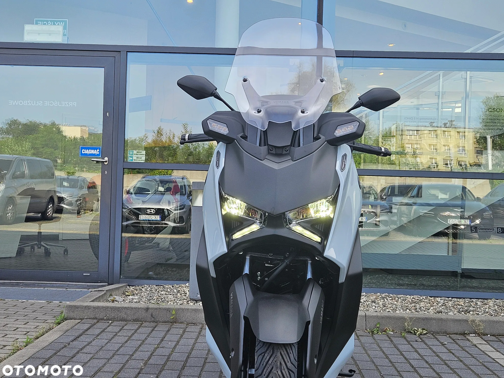 Yamaha X-max - 7