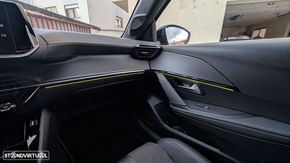 Peugeot e-208 50 kWh GT - 9
