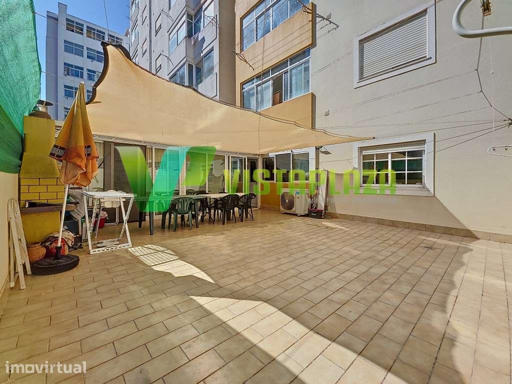 Apartamento T3 com Quintal e Áreas Amplas na Horta de São Pedro, Po... - Grande imagem: 4/23