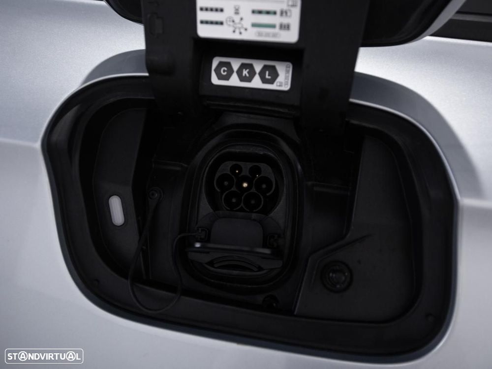 VW ID.7 Pro - 14