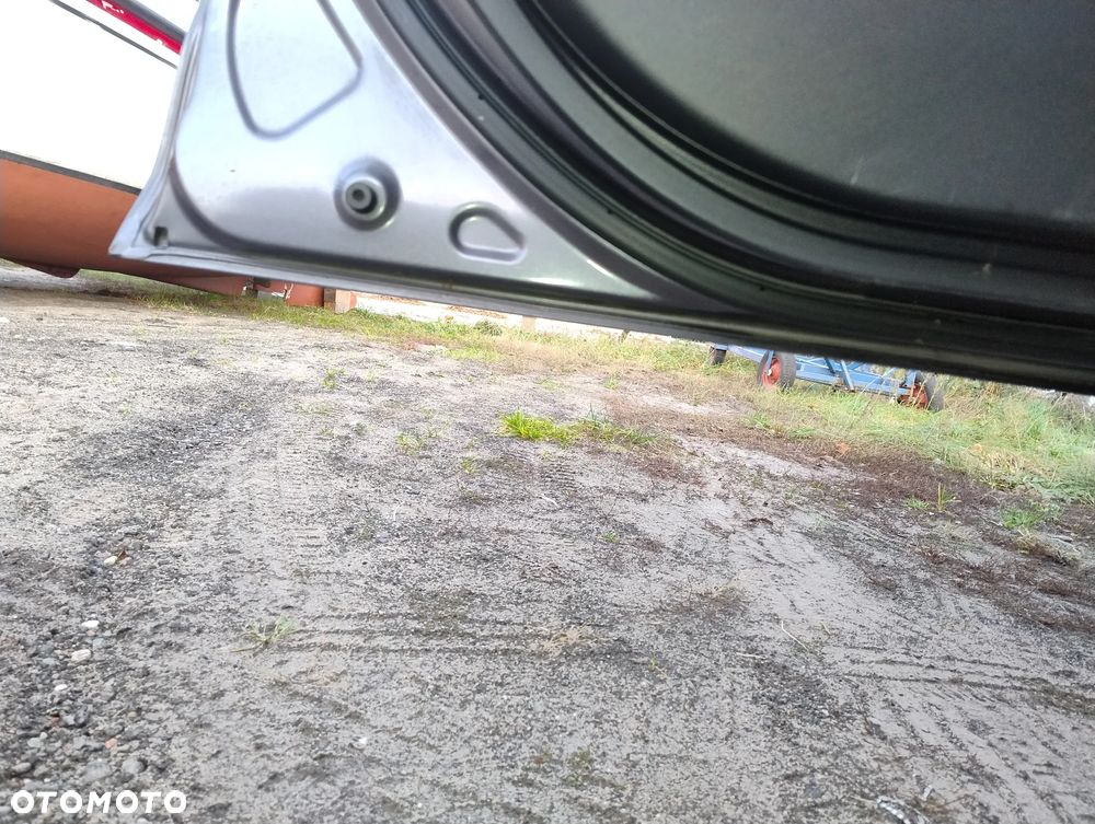 Mitsubishi Outlander - 22