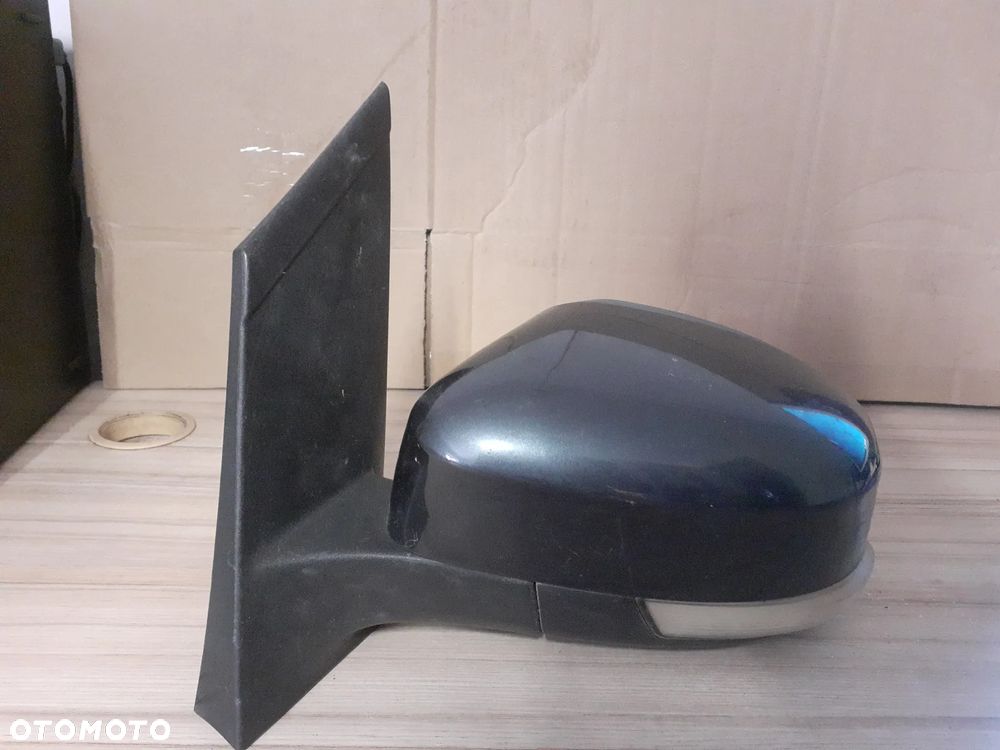 # LUSTERKO LEWE FORD FOCUS MK2 LIFT 6PIN X6 GRANATOWE - 1