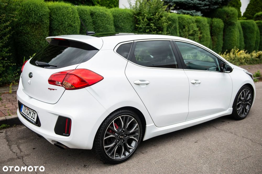 Kia Ceed 1.6 T-GDI GT - 5