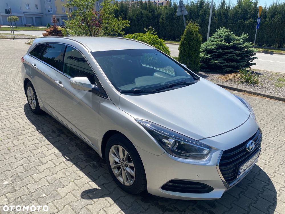 Hyundai i40 1.7 CRDi Comfort + - 16