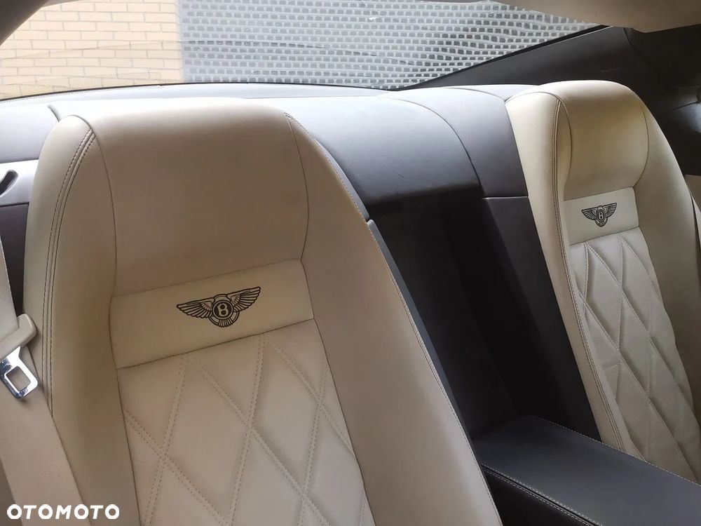 Bentley Continental GT Standard - 10