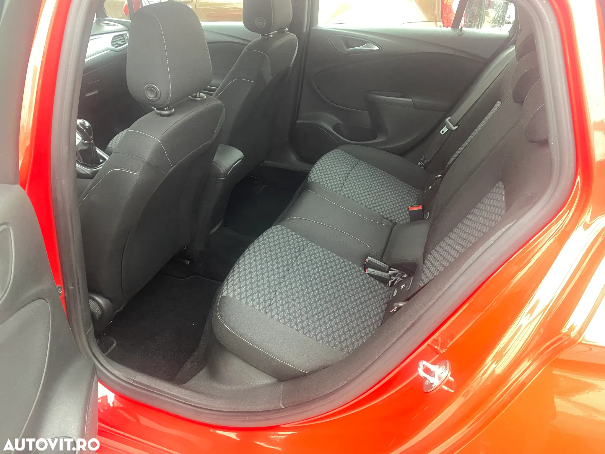Opel Astra 1.4 Turbo Sports Tourer Business - 10