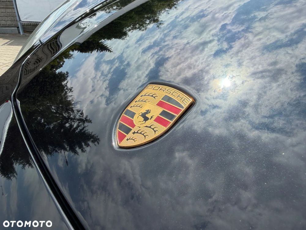 Porsche Panamera 4 - 3