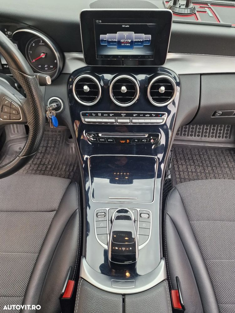 Mercedes-Benz C 250 (BlueTEC) d 4Matic 7G-TRONIC Avantgarde - 21