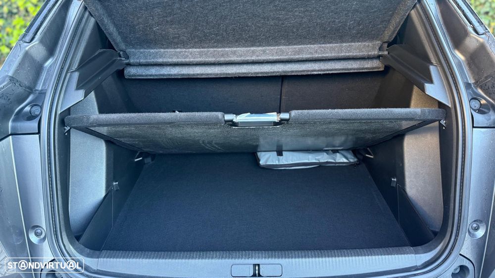 Peugeot 2008 1.2 PureTech GT Pack EAT8 - 22