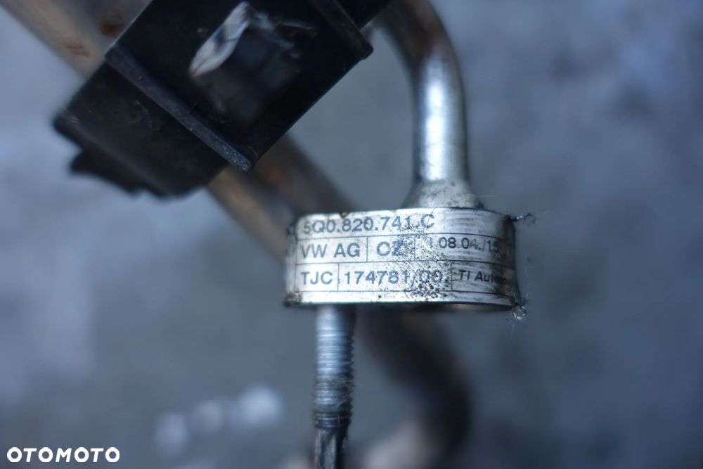 PRZEWÓD KLIMATYZACJI AUDI A3 S3 8V 15r.  5Q0820741C - 5