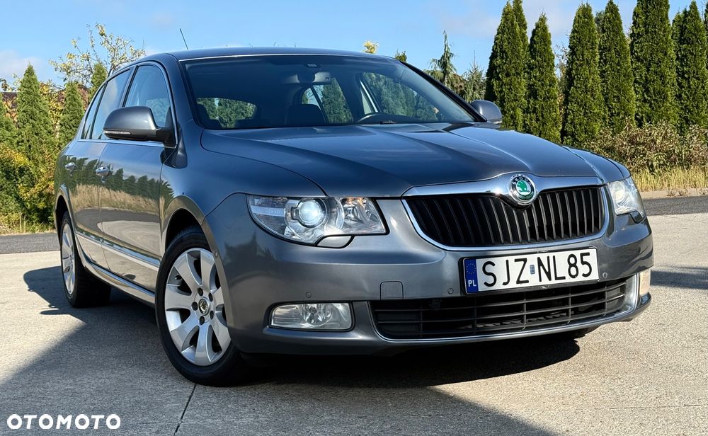 Skoda Superb 2.0 TDI DSG Exclusive - 6