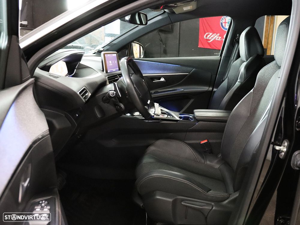 Peugeot 5008 1.5 BlueHDi GT Line J19 EAT8 - 21