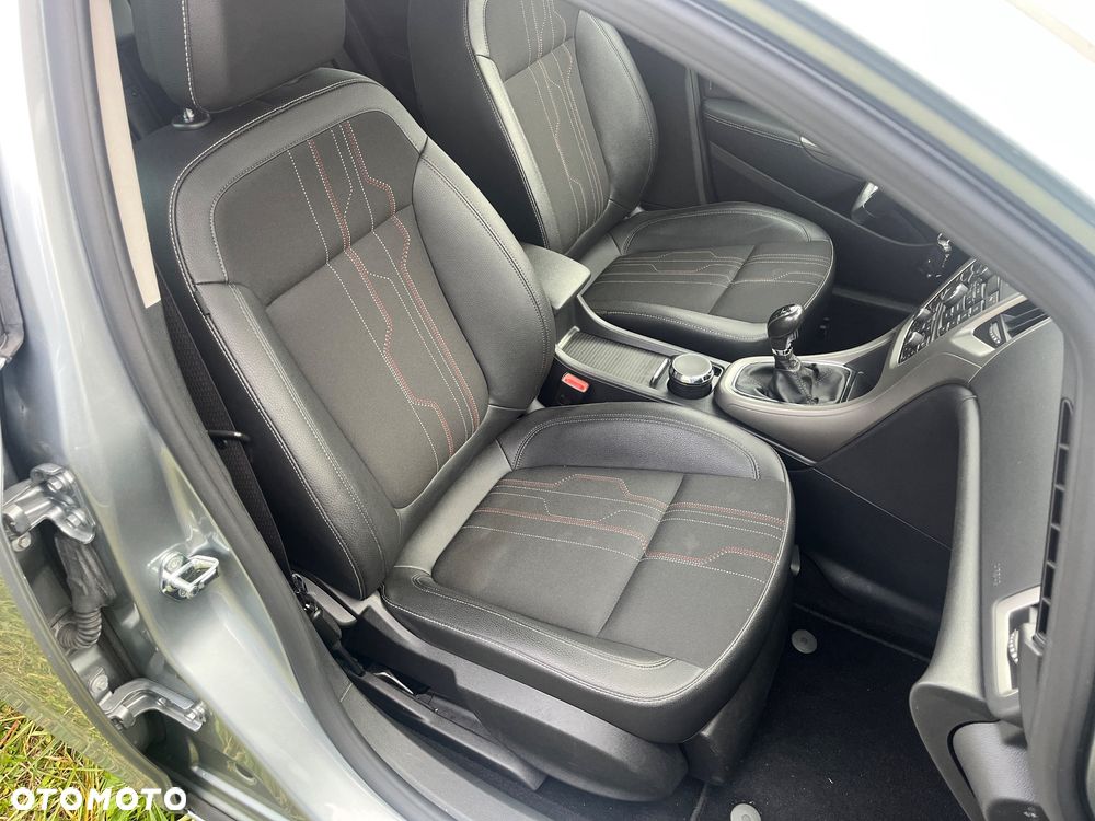 Opel Astra - 16
