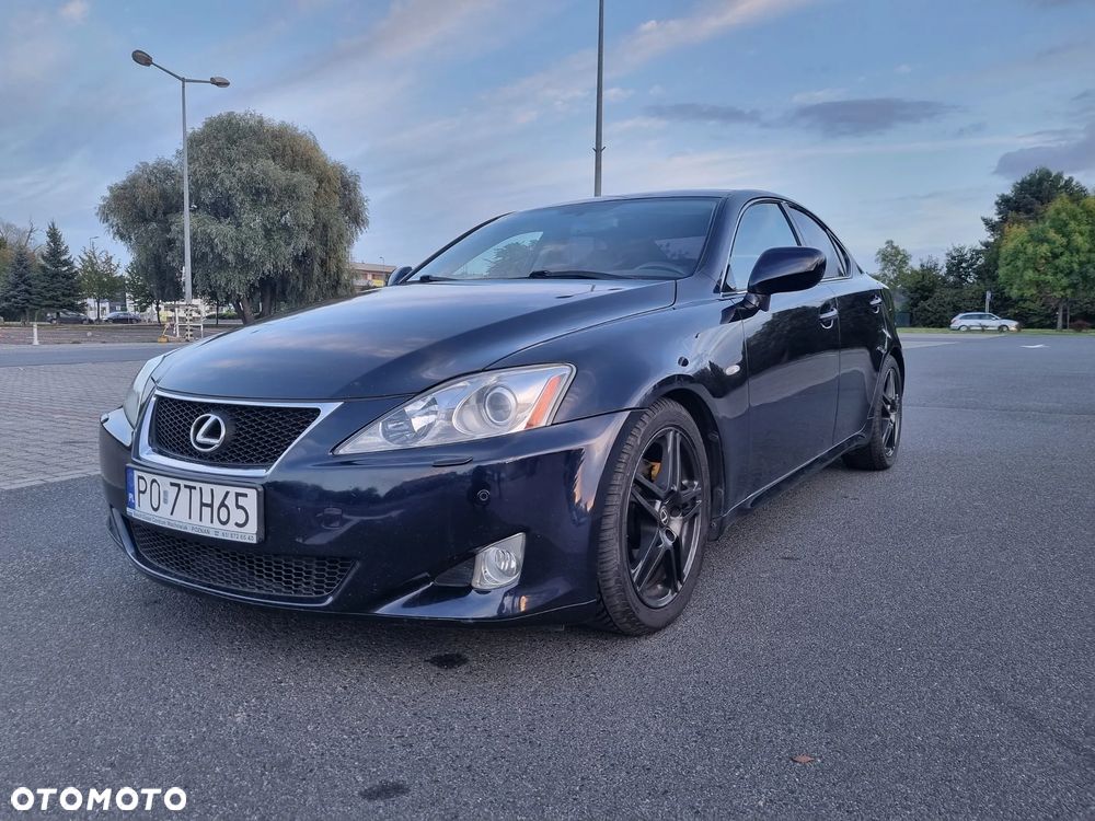 Lexus IS 220 D Elegance - 3