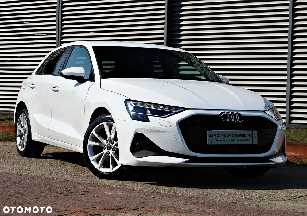 Audi A3 Sportback - 1
