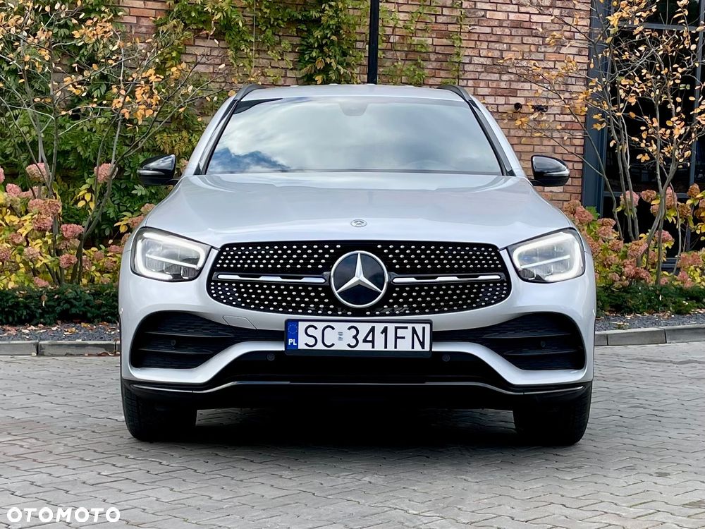Mercedes-Benz GLC 220 d 4Matic 9G-TRONIC AMG Line - 2
