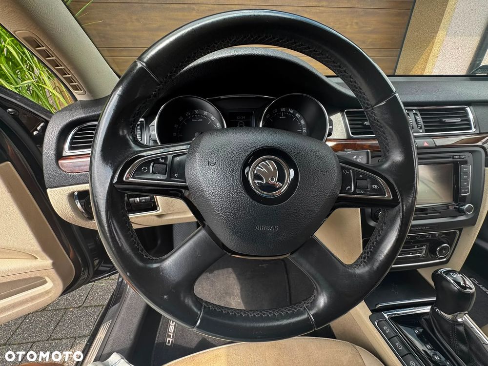 Skoda Superb 2.0 TDI 4x4 Elegance DSG - 18
